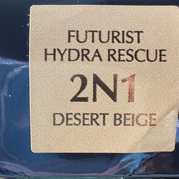 Estee Lauder Futurist Hydra Rescue Foundation - Desert Beige - Picture 4 of 4